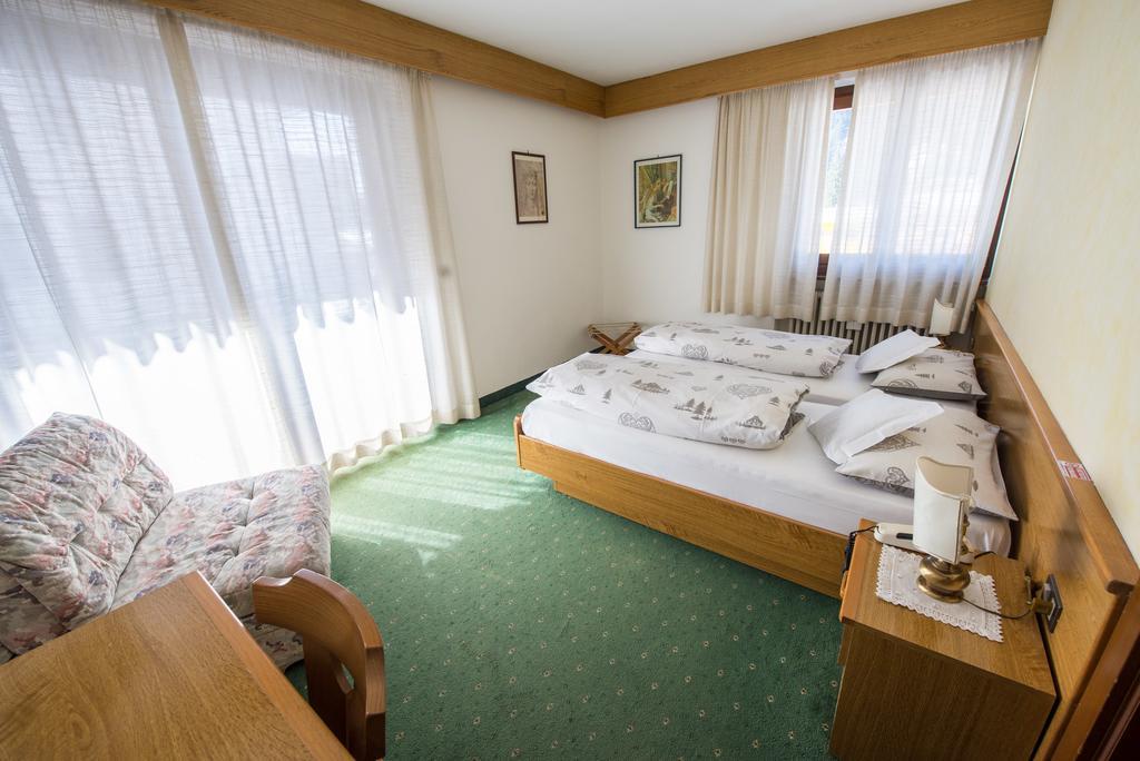 Garni Bucaneve Madonna Habitación foto