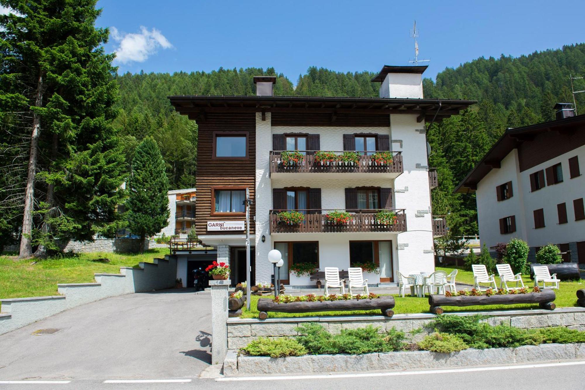 Garni Bucaneve Madonna Exterior foto
